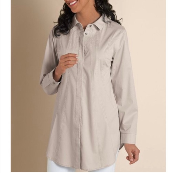 Soft Surroundings Tops - Soft Surroundings Seams Perfect Shirt